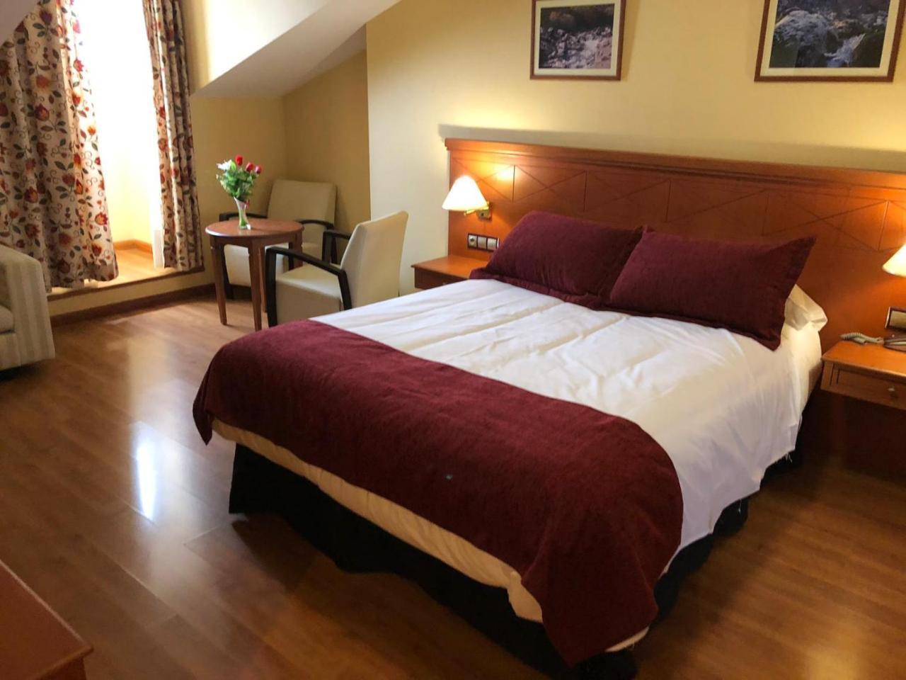 Hotel Camino Real Arcahueja エクステリア 写真