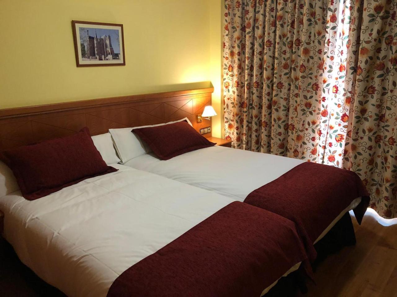 Hotel Camino Real Arcahueja エクステリア 写真
