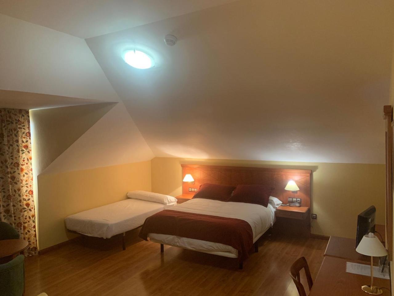 Hotel Camino Real Arcahueja エクステリア 写真