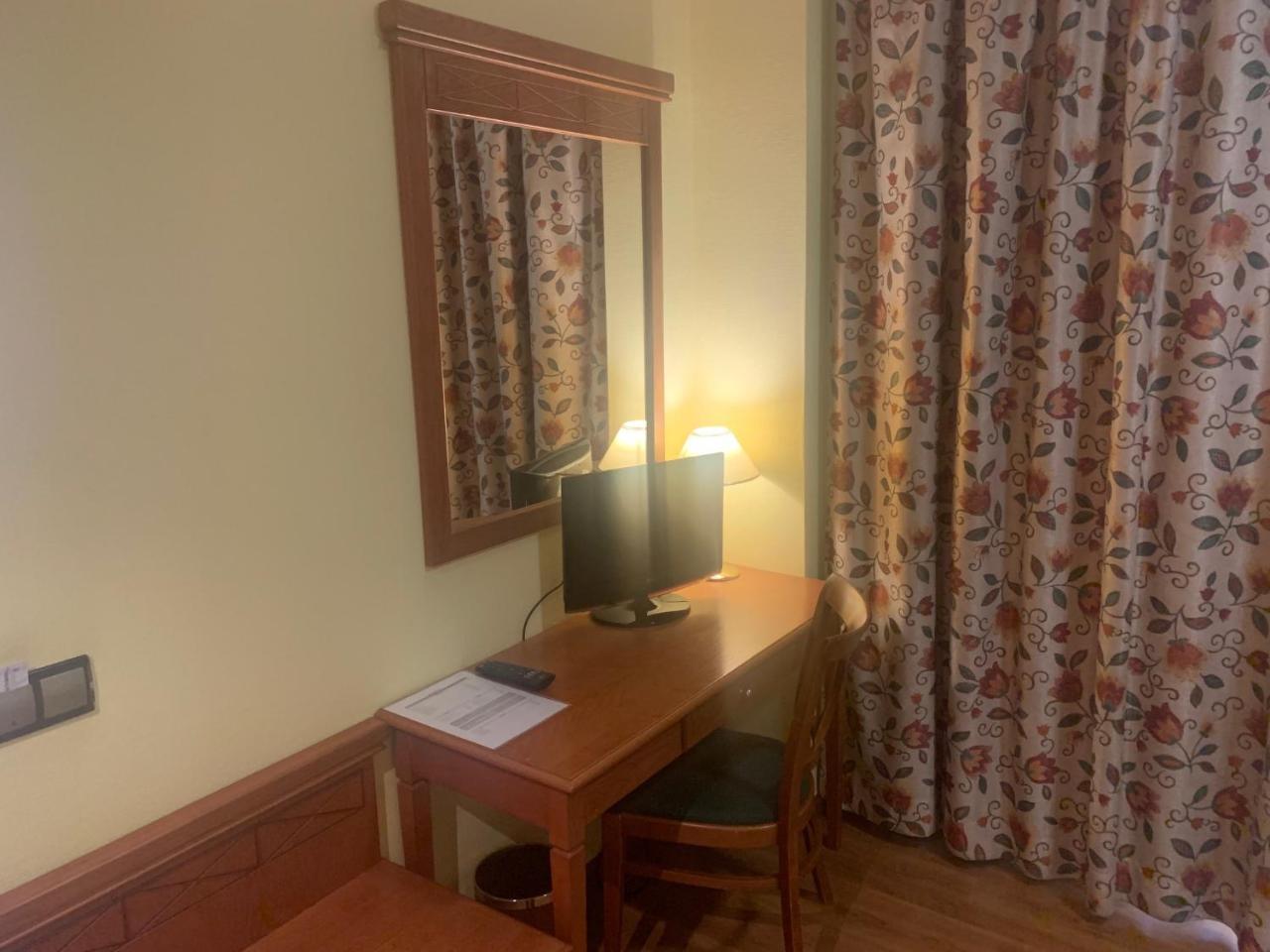 Hotel Camino Real Arcahueja エクステリア 写真